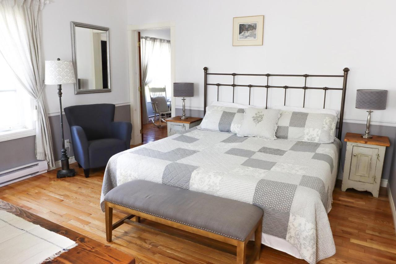 Bed & Breakfast, Gite La Princesse Des Champs Saint-Jean-de-Boischâtel エクステリア 写真