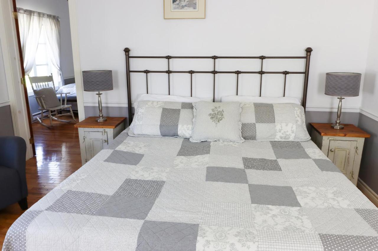 Bed & Breakfast, Gite La Princesse Des Champs Saint-Jean-de-Boischâtel エクステリア 写真