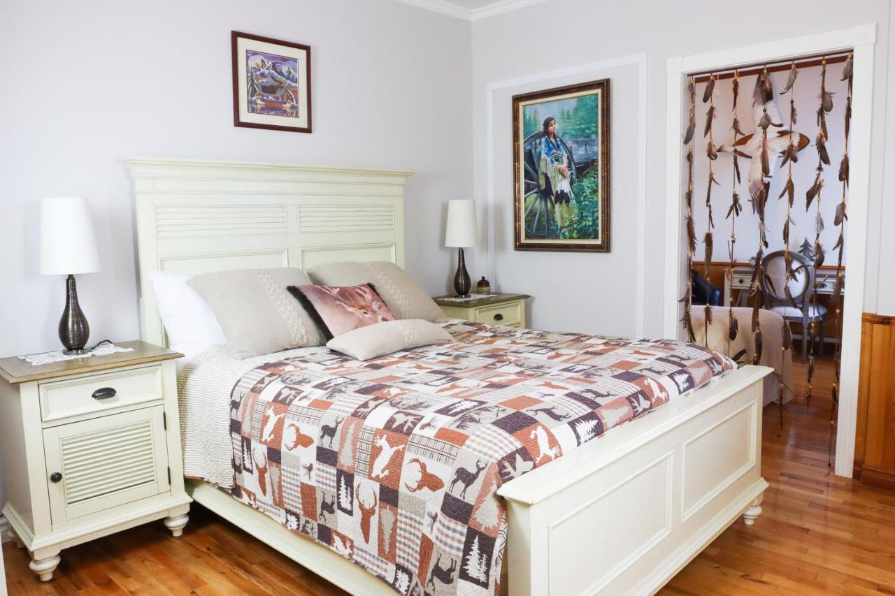 Bed & Breakfast, Gite La Princesse Des Champs Saint-Jean-de-Boischâtel エクステリア 写真