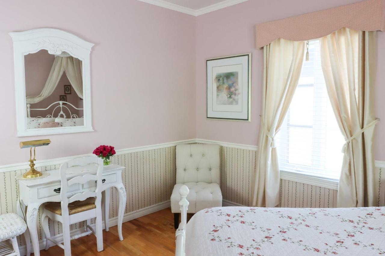 Bed & Breakfast, Gite La Princesse Des Champs Saint-Jean-de-Boischâtel エクステリア 写真