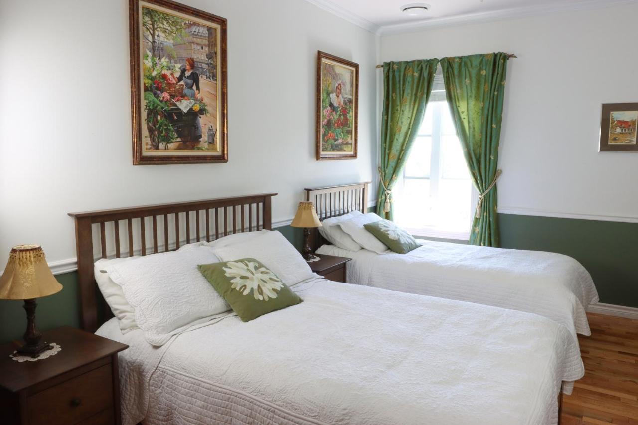 Bed & Breakfast, Gite La Princesse Des Champs Saint-Jean-de-Boischâtel エクステリア 写真